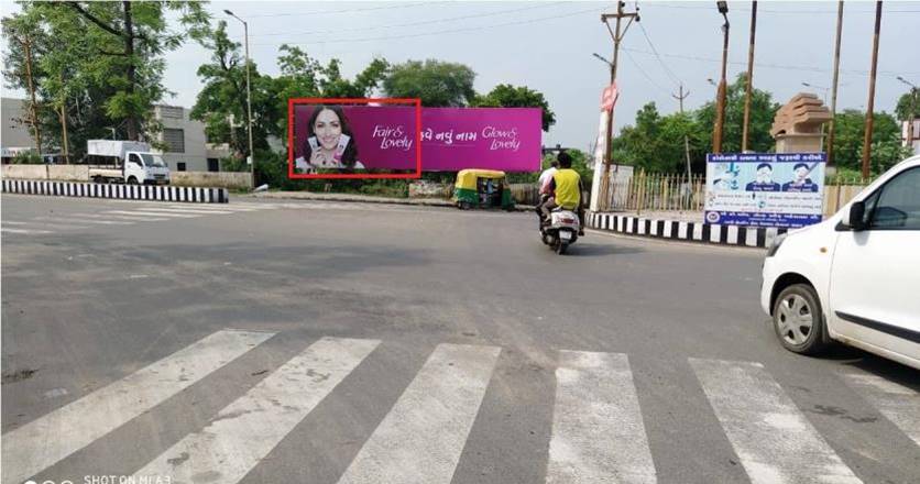 Billboard - Jilla Panchayat Circle, Mehsana, Gujarat Billboard - Jilla Panchayat Circle, Mehsana, Gujarat