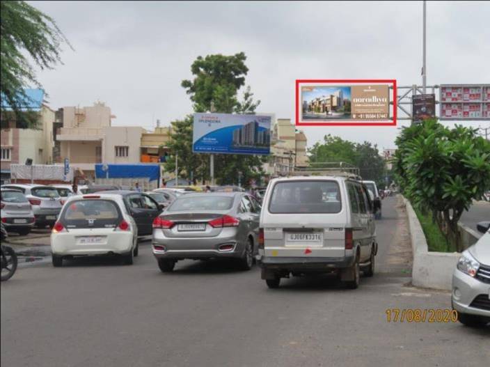 Cantilever Unipole - O P Road to Akota, Vadodara, Gujarat Cantilever Unipole - O P Road to Akota, Vadodara, Gujarat