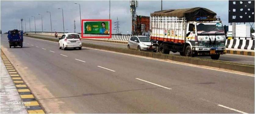 Billboard - Highway Bridge, Palanpur, Gujarat Billboard - Highway Bridge, Palanpur, Gujarat