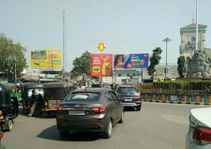 Billboard - Railway Station, Bharuch, Gujarat Billboard - Railway Station, Bharuch, Gujarat