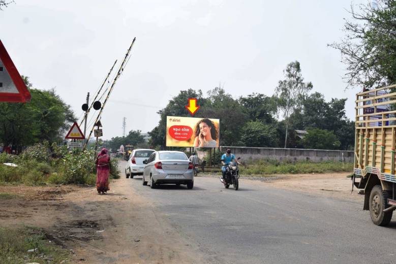 Billboard - Vadtal Railway Crossing, Vadtal, Gujarat