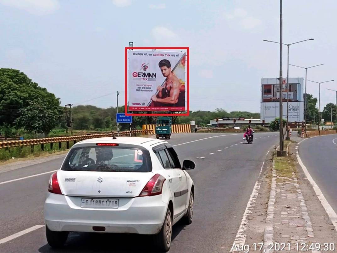 Billboard - Gandhinagar Shahpur Gift City Road, Gandhinagar, Gujarat Billboard - Gandhinagar Shahpur Gift City Road, Gandhinagar, Gujarat