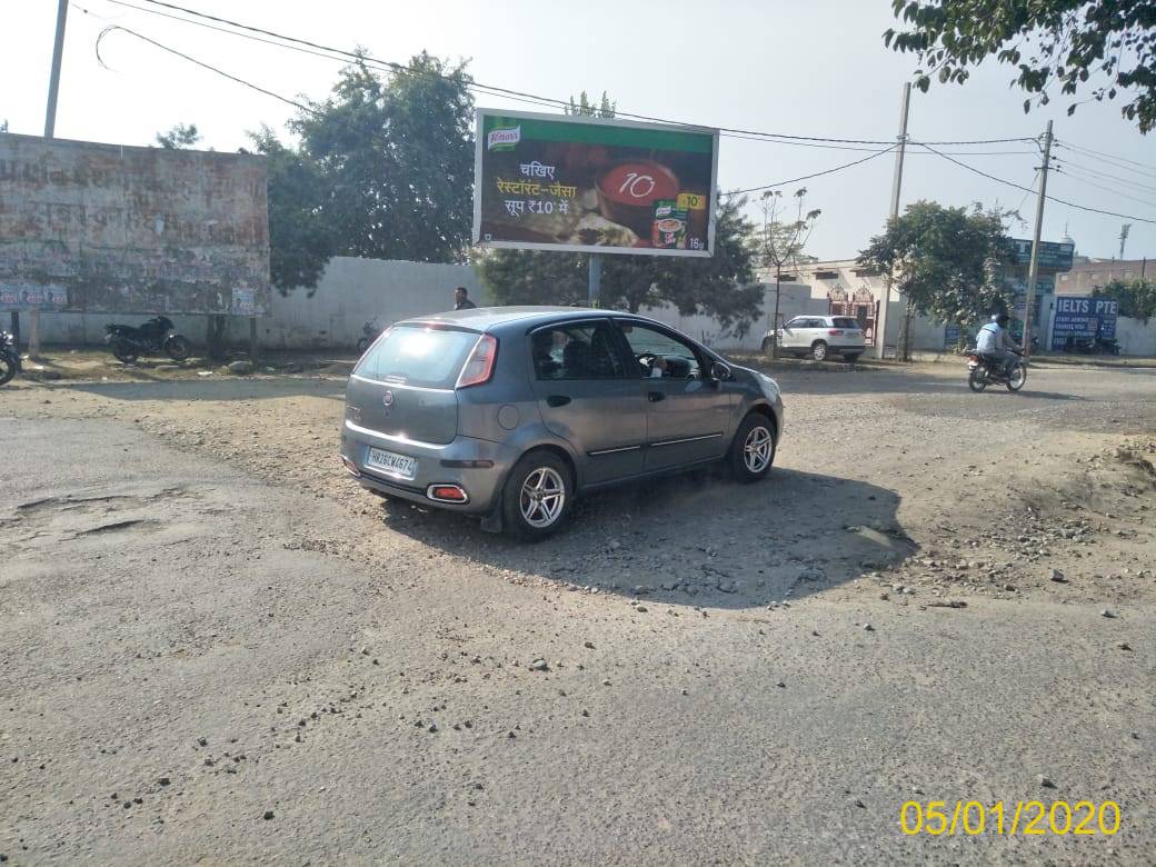 Unipole -Devi Lal Chowk, Kurukshetra, Haryana Unipole -Devi Lal Chowk, Kurukshetra, Haryana