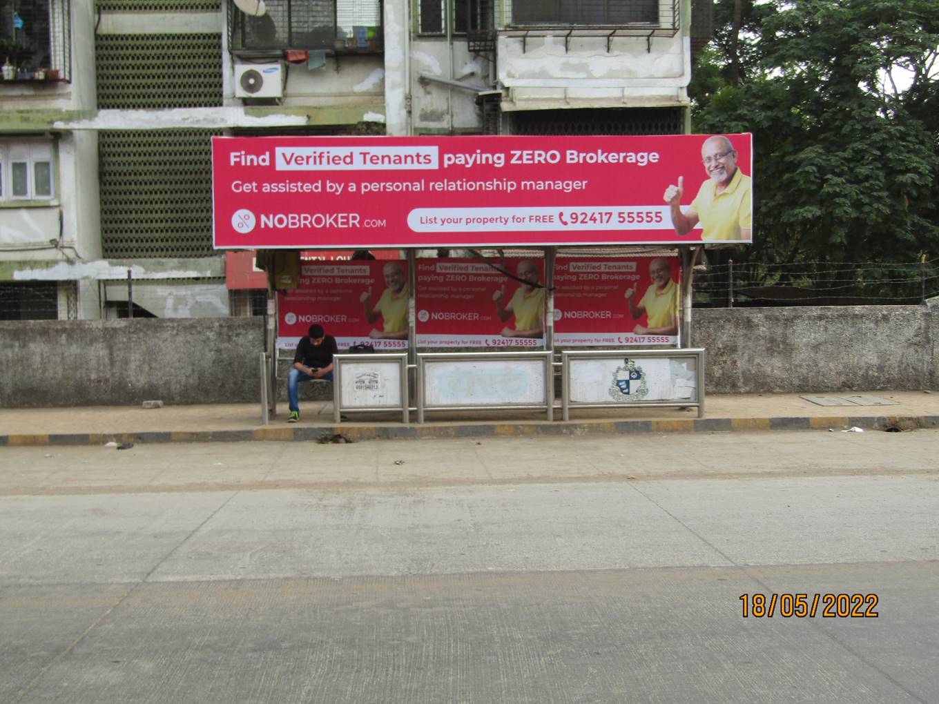 Bus Queue Shelter - Borivli-Dahisar bridge - Ram Mandir,   Borivali,   Mumbai,   Maharashtra