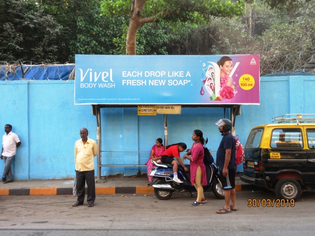 Bus Queue Shelter - - Sardar Nagar No. 4,   Gtb Nagar,   Mumbai,   Maharashtra