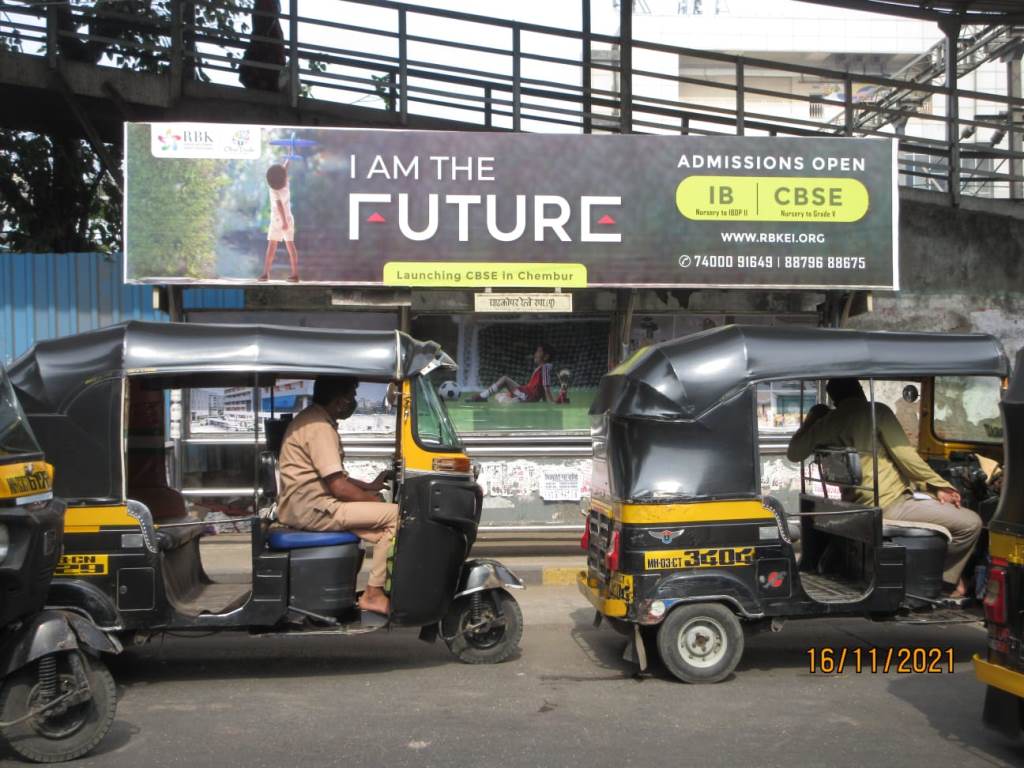 Bus Queue Shelter - Jawahar Road - Ghatkopar Station (E),   Ghatkopar (E),   Mumbai,   Maharashtra