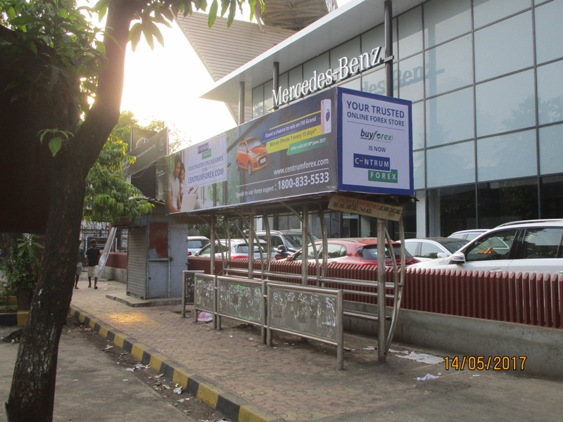 Bus Queue Shelter - C. S. T. Road - Metro Co.,   Kalina,   Mumbai,   Maharashtra