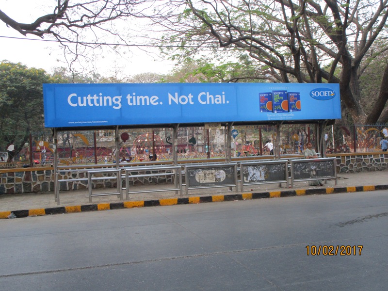 Bus Queue Shelter - Lady Jehangir Marg - Five Garden,   Matunga (E),   Mumbai,   Maharashtra