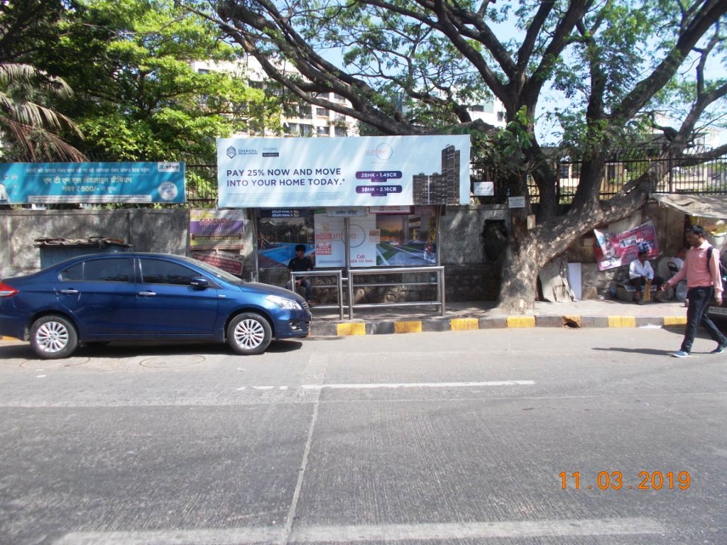 Bus Queue Shelter - - Ganesh Mandir,   Kandivali West,   Mumbai,   Maharashtra