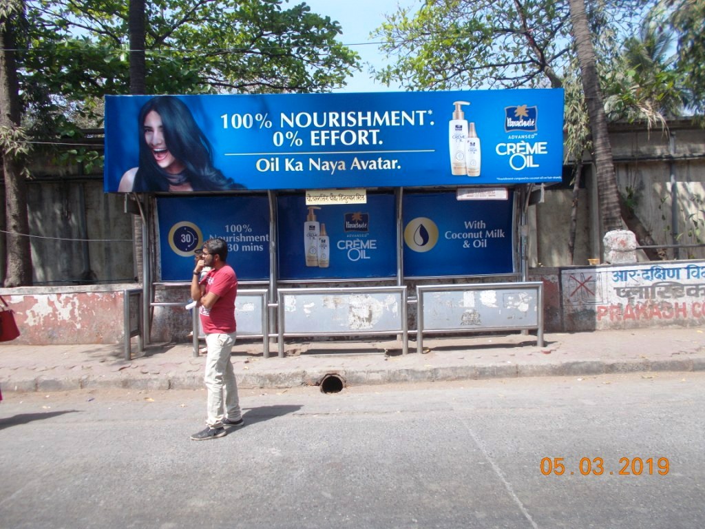 Bus Queue Shelter - - Hindustan Naka( Chau Charansingh Chowk ),   Kandivali West,   Mumbai,   Maharashtra
