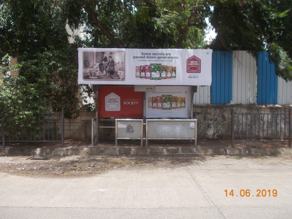 Bus Queue Shelter - - Datta Mandir Road,   Borivali West,   Mumbai,   Maharashtra
