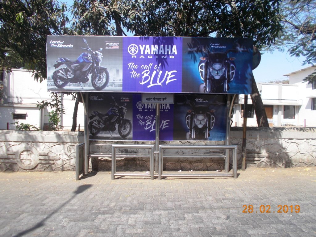 Bus Queue Shelter - - Mount Poinsur Church,   Borivali West,   Mumbai,   Maharashtra