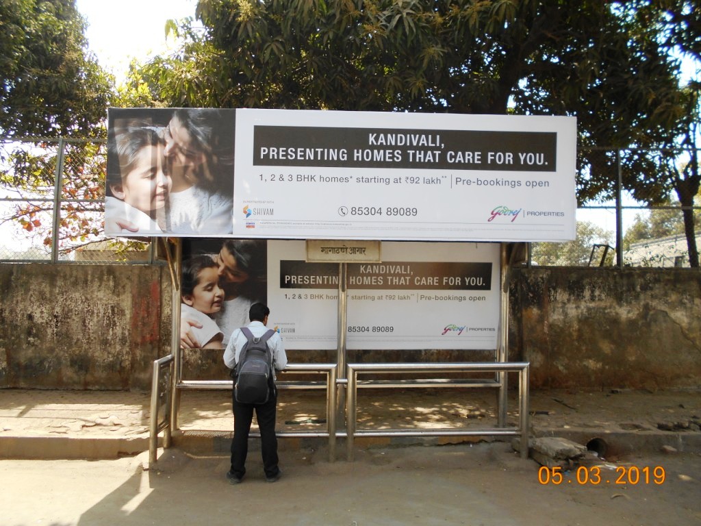 Bus Queue Shelter - Near W.E. Highway - Magathane Depot,   Kandivali East,   Mumbai,   Maharashtra