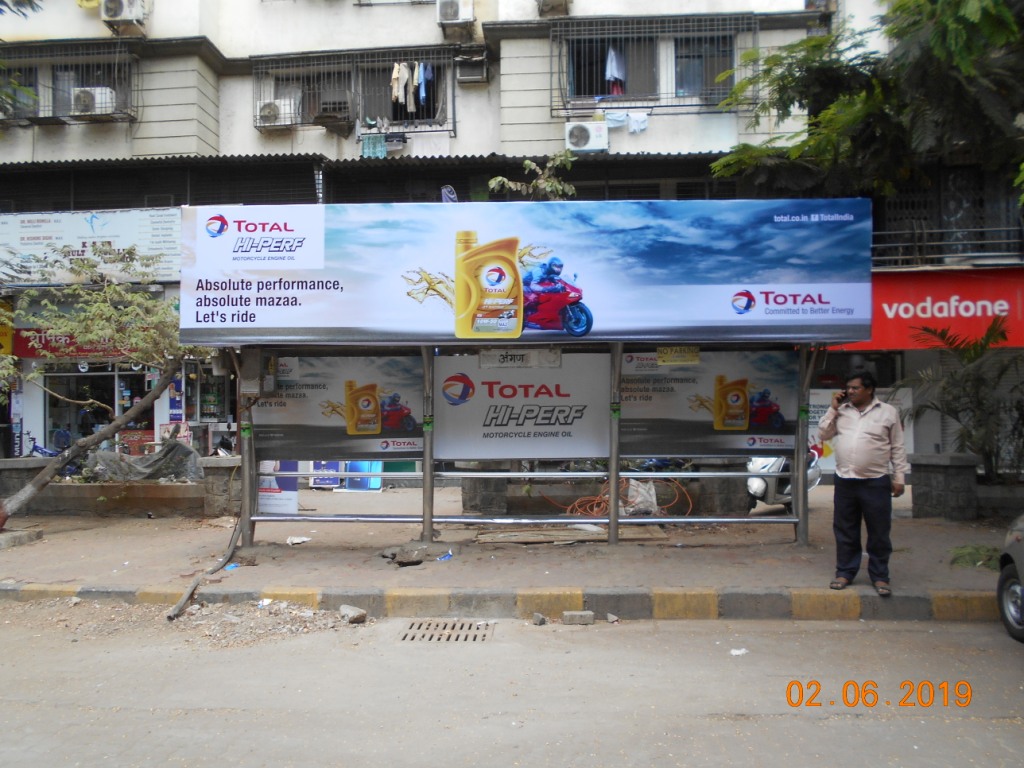 Bus Queue Shelter - Near Thakur Cinema - Angan,   Kandivali East,   Mumbai,   Maharashtra