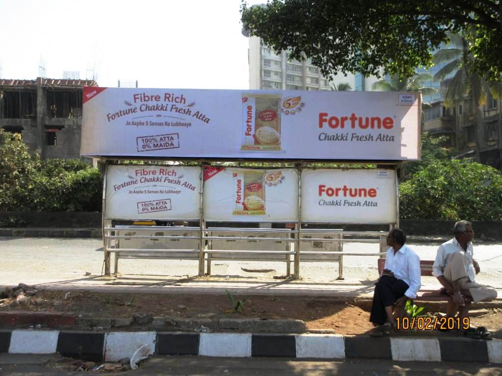 Bus Queue Shelter - - Teachers Colony, Khar East, Mumbai, Maharashtra Bus Queue Shelter - - Teachers Colony, Khar East, Mumbai, Maharashtra