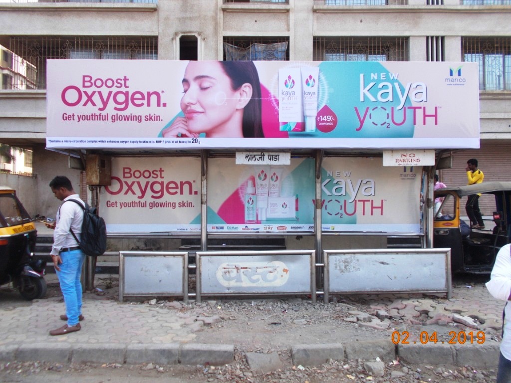 Bus Queue Shelter - Going Towards Mith Chowky - Lalji Pada,   Malad West,   Mumbai,   Maharashtra