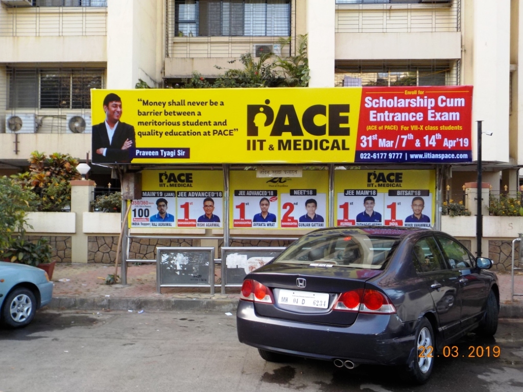 Bus Queue Shelter - Going Towards S.V.P. Nagar - New Mahda Colony,   Lokhandwala,   Mumbai,   Maharashtra