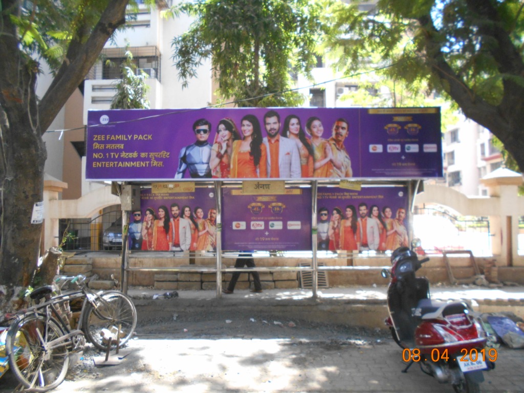 Bus Queue Shelter - Near Thakur Cinema - Angan,   Kandivali East,   Mumbai,   Maharashtra