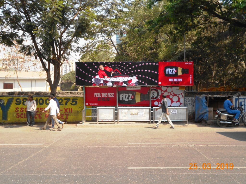 Bus Queue Shelter - Opp Oberoi Mall - Veet Bhatti,   Goregaon ( East ),   Mumbai,   Maharashtra