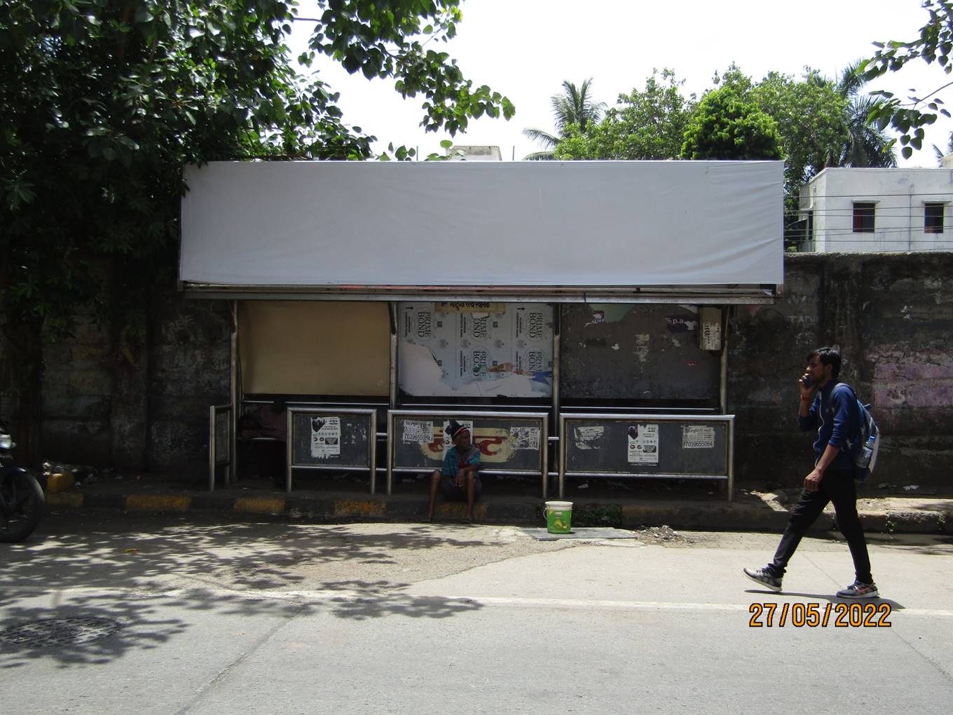 Bus Queue Shelter - Tulsi pipe road - Matunga Rly. Stn.,   Matunga,   Mumbai,   Maharashtra