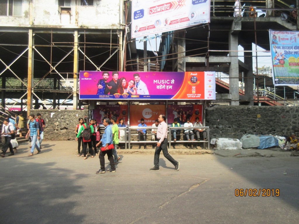 Bus Queue Shelter - Outside Station - Mulund Station, Mulund East, Mumbai, Maharashtra Bus Queue Shelter - Outside Station - Mulund Station, Mulund East, Mumbai, Maharashtra