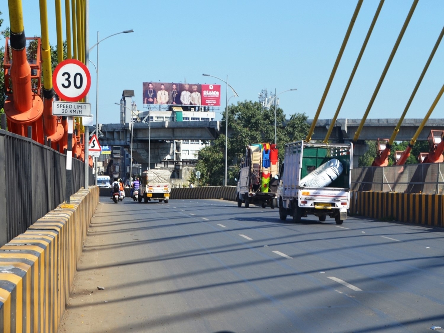 Hording - Cotton market square, near jaishree cinema, Nagpur, Maharashtra Hording - Cotton market square, near jaishree cinema, Nagpur, Maharashtra