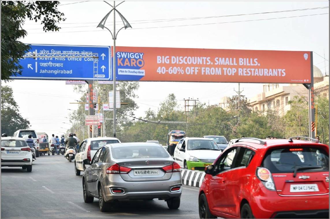Gantry - Bhopal Haat Gantry towards Jahangirabad, Bhopal, Madhya Pradesh Gantry - Bhopal Haat Gantry towards Jahangirabad, Bhopal, Madhya Pradesh