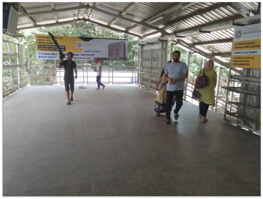 station bridge boards - Boards at Thakurli Station - near thakurli,   Thakurli,   Mumbai,   Maharashtra
