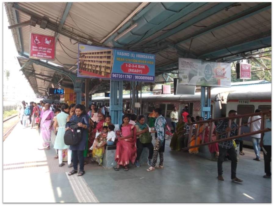 station platform board - Titwala Station - Near titwala station,   Titwala,   Mumbai,   Maharashtra