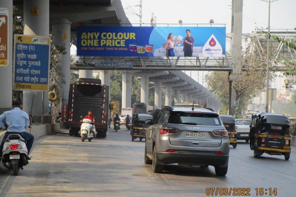 FOB - WEH-Borivali-Near National Park - towards borivali, WESTERN EXPRESS HIGHWAY, Mumbai, Maharashtra FOB - WEH-Borivali-Near National Park - towards borivali, WESTERN EXPRESS HIGHWAY, Mumbai, Maharashtra