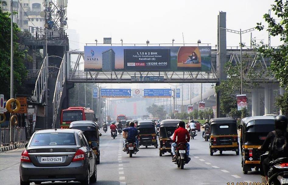 FOB - WEH-Borivali-Nancy Colony Near Gokulanand - towards borivali,   WESTERN EXPRESS HIGHWAY,   Mumbai,   Maharashtra