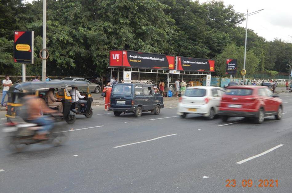 Street Furniture BQS - WEH After Jog Flyover towards T2 Airport - towards western express highway,   Western Suburb,   Mumbai,   Maharashtra