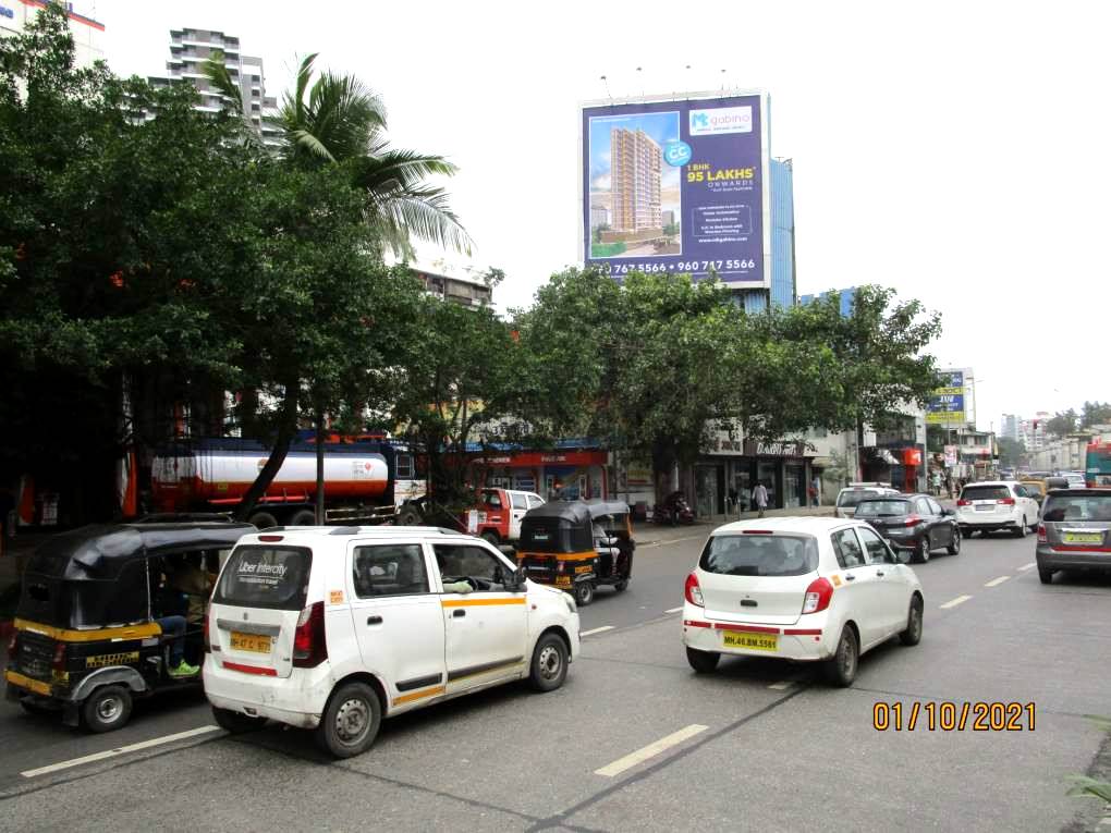 hoarding - Bandra S.V.Road Opp. Bandra Masjid Nr Petrol Pump-E/T - Opp. Bandra Masjid,   Bandra,   Mumbai,   Maharashtra