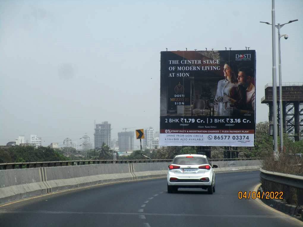 hoarding - Eastern Freeway after Sewri station LHS 9th HPCL-PHATAK-E/T - after Sewri station,   Eastern Freeway,   Mumbai,   Maharashtra