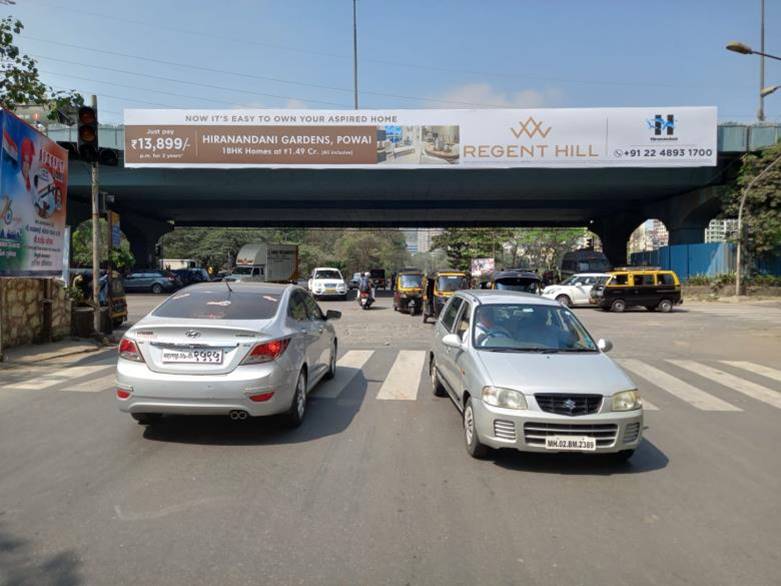 Gantry - Kannamwar Nagar At Vikhroli Signal On EEH Near Godrej Bus Depot -TFT Kannamwar Nagar to Vikhroli Station/Mulund/Ghatkopar - Near Godrej Bus Depot,   EEH-GHATKOPAR/MULUND,   Mumbai,   Maharashtra