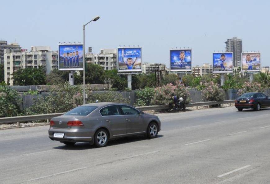Hoarding - On WEH, BWSL (Site No :- 2)-E/T - towards bandra,   Bandra,   Mumbai,   Maharashtra