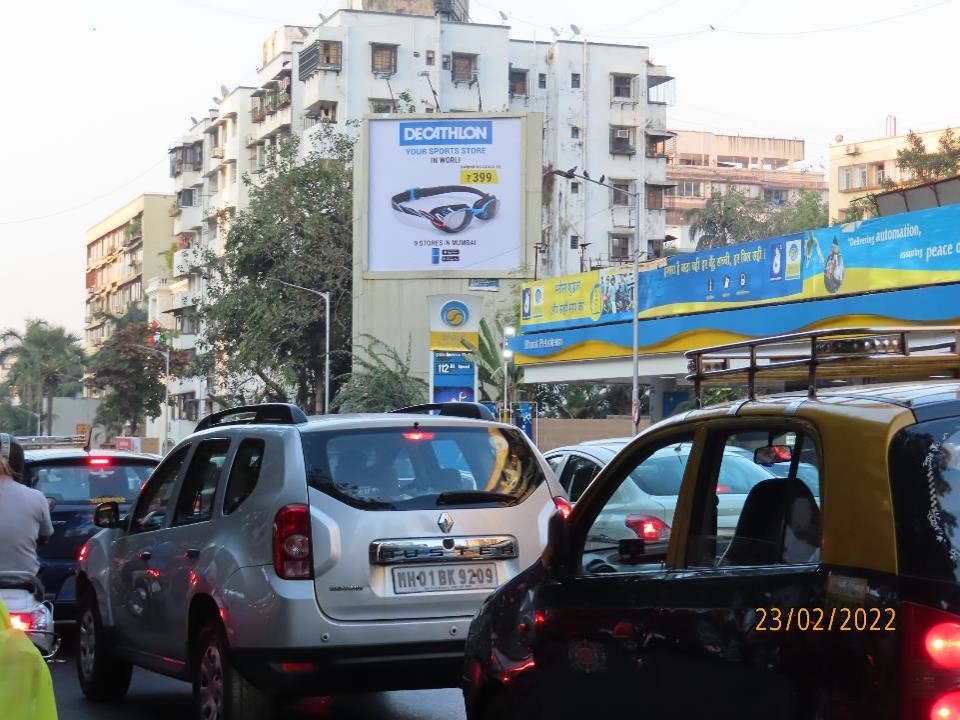Hoarding - Pedder Road - Jaslok Hospital near Petrol Pump, Pedder Rd, Mumbai, Maharashtra Hoarding - Pedder Road - Jaslok Hospital near Petrol Pump, Pedder Rd, Mumbai, Maharashtra