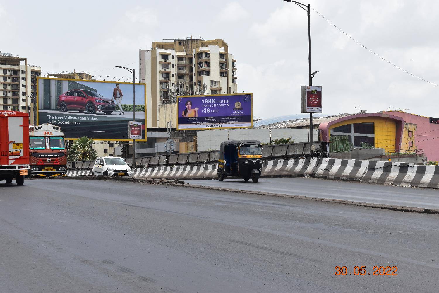 Hoarding - FTF Thane Majiwada, Cadbury, Teen hath naka,, Towards Mumbai Area, Thane, Thane, Maharashtra Hoarding - FTF Thane Majiwada, Cadbury, Teen hath naka,, Towards Mumbai Area, Thane, Thane, Maharashtra