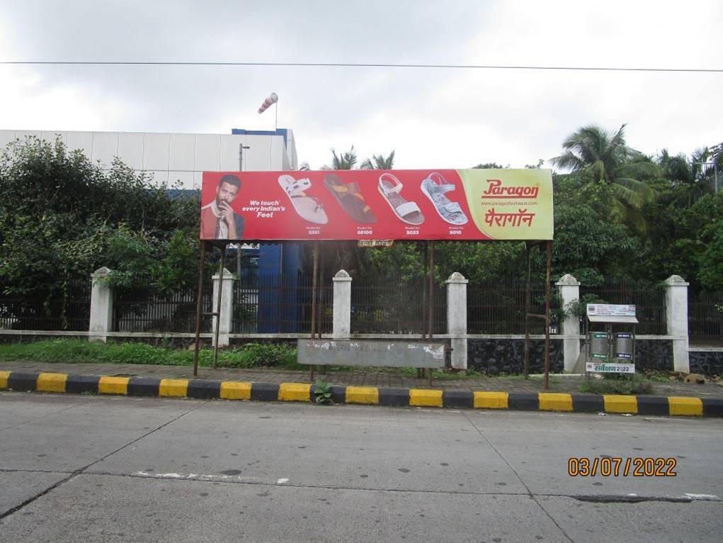 Bus Queue Shelter - Alfa Lavel Towards Turbhe,   MIDC,   Navi Mumbai,   Maharashtra