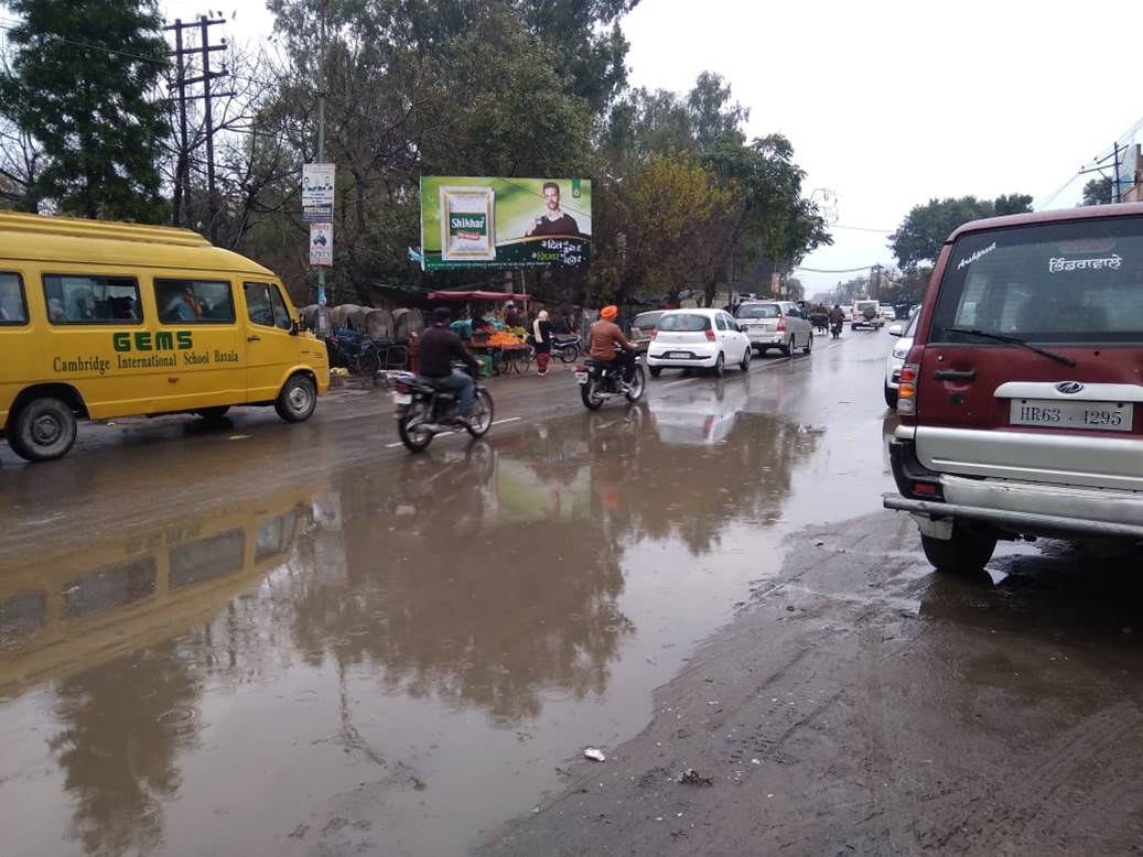 Unipole - Opp Bawa Lal Market Near Bus Stand,  Batala, Punjab