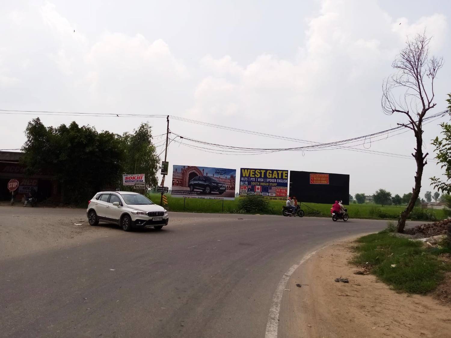 Billboard - Chabbal, Tarantaran Belt, Punjab Billboard - Chabbal, Tarantaran Belt, Punjab