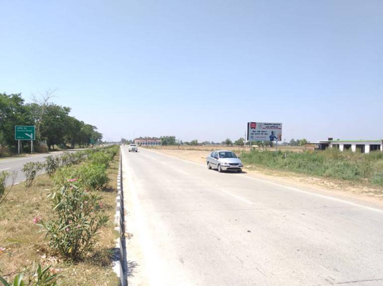 Billboard - Rana Dhaba Naushera Pannua, Naushera Pannua, Punjab