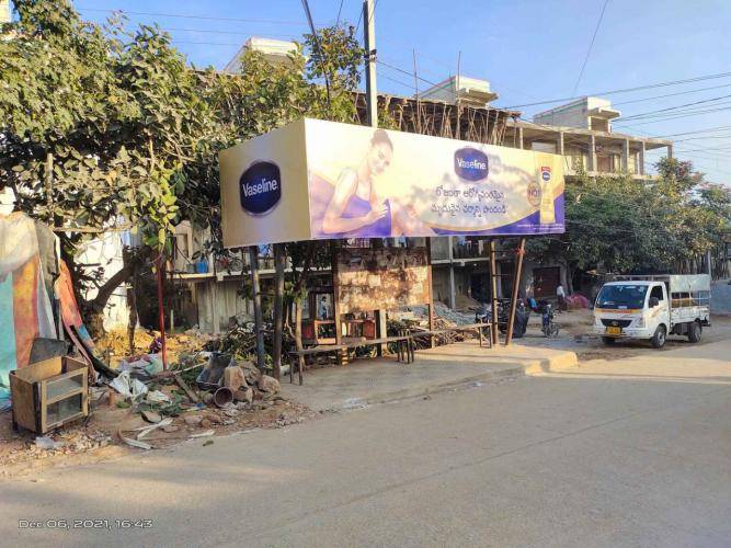 Bus Shelter Modern - Suraram,  Rajeev Gruhakalpa-Towards Jeedimetla, Hyderabad, Telangana
