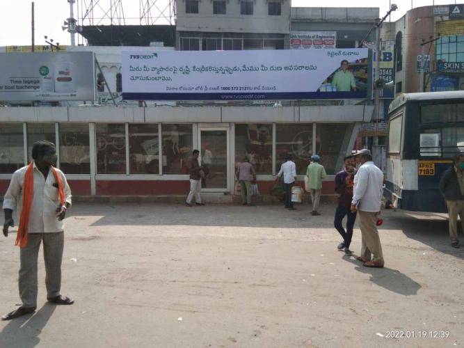 Bus Shelter Modern AC - Mehdipatnam X Roads, Beside TSRTC Counter-Towards Tolichowki - 4, Hyderabad, Telangana Bus Shelter Modern AC - Mehdipatnam X Roads, Beside TSRTC Counter-Towards Tolichowki - 4, Hyderabad, Telangana