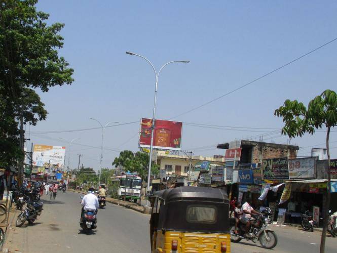 Billboard - Angadi Bazar facing -Mahabubabad, Narsampet, Telangana Billboard - Angadi Bazar facing -Mahabubabad, Narsampet, Telangana