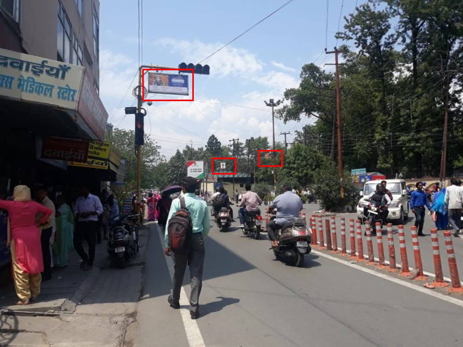 Traffic Signals-Doon Hospital Chowk, Dehradoon, Uttarakhand
