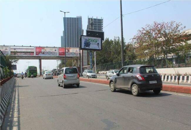 UNIPOLE - Near Stardom


, Noida, Uttar Pradesh