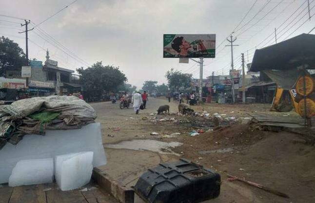 Unipole - Shikarpur Adda,  Bulandshehr, Uttar Pradesh