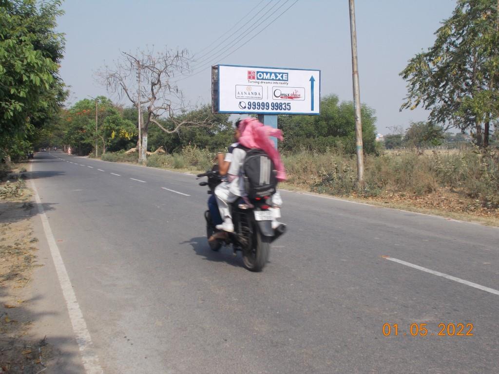 Unipole-Arail Road Facing DPS, Prayagraj, Uttar Pradesh