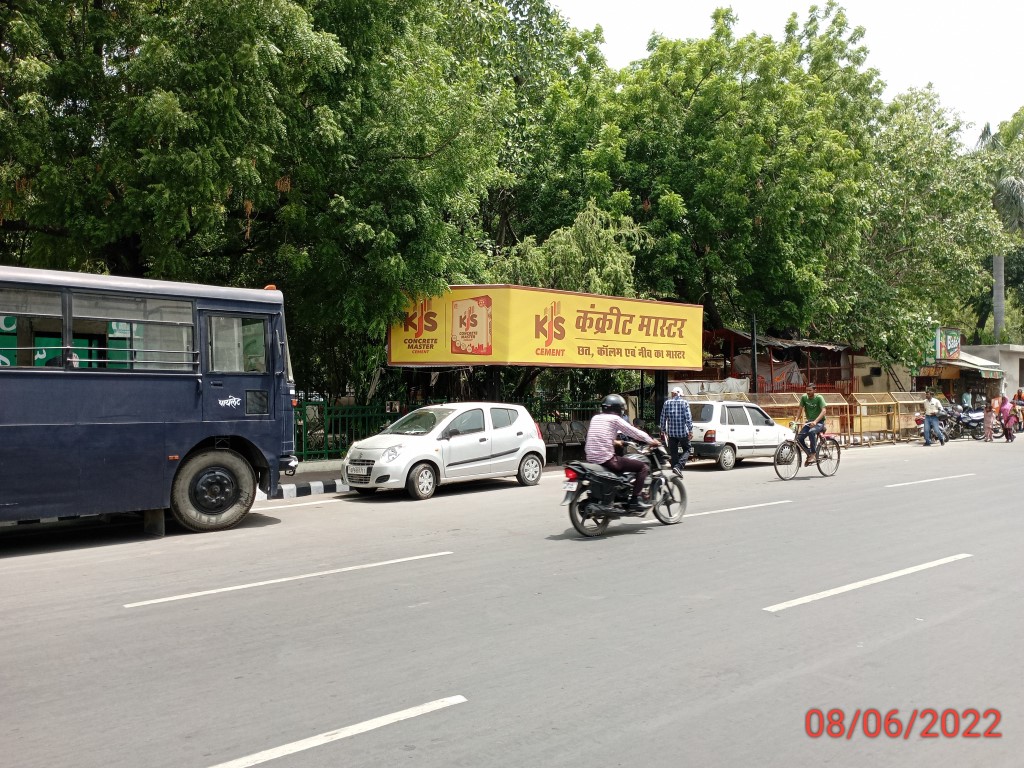 BQS - Hazratganj Opp. Capital Cinema, Lucknow, Uttar Pradesh BQS - Hazratganj Opp. Capital Cinema, Lucknow, Uttar Pradesh